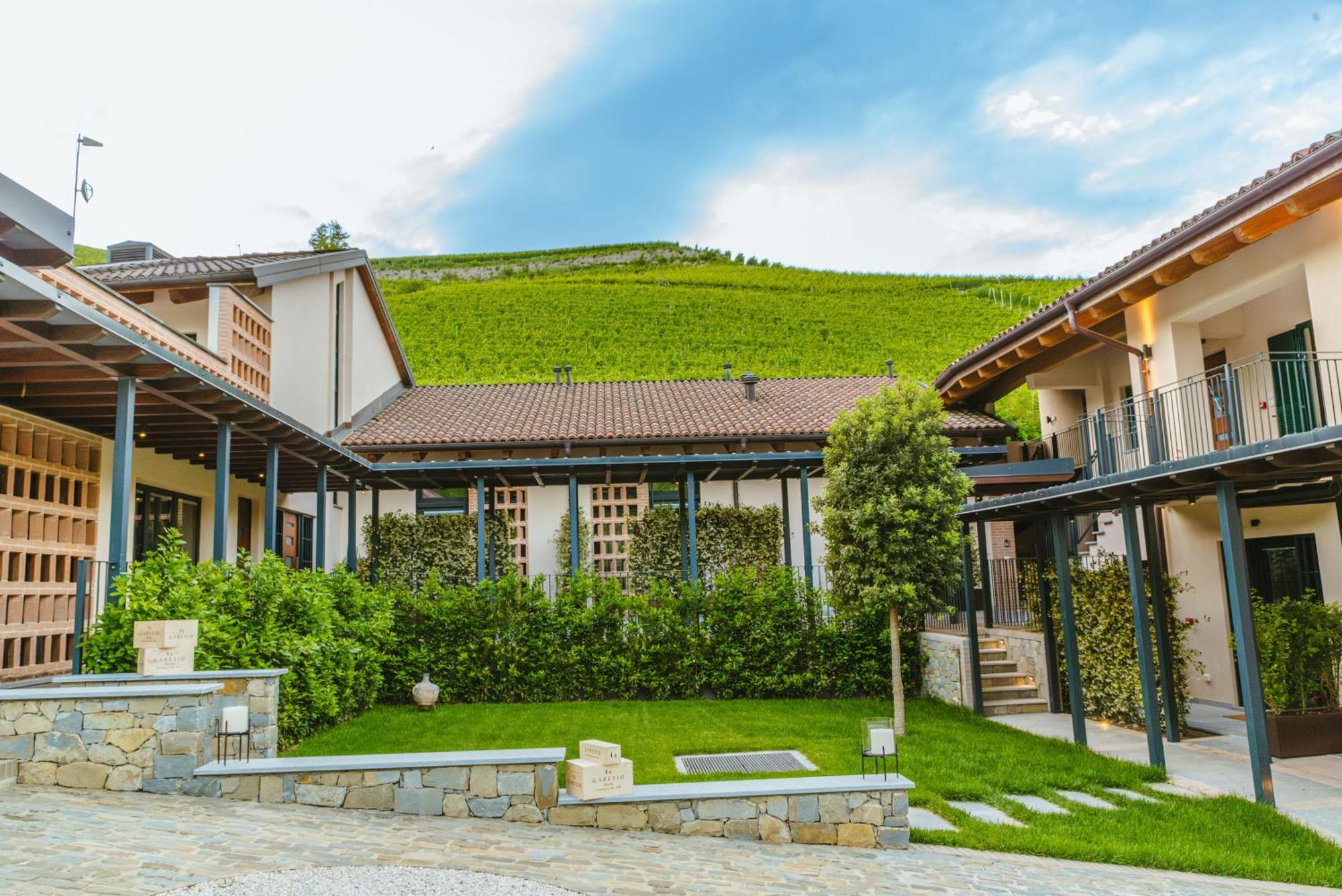 Garesio Wine Resort سيرالونغا دو ألبا المظهر الخارجي الصورة
